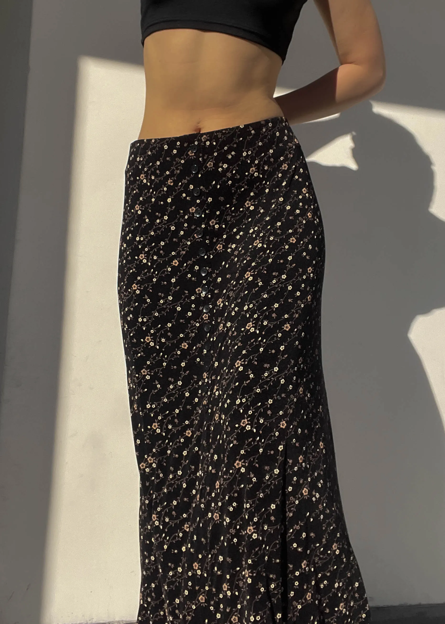 90’s Floral Button Down Maxi Skirt (L-XL)