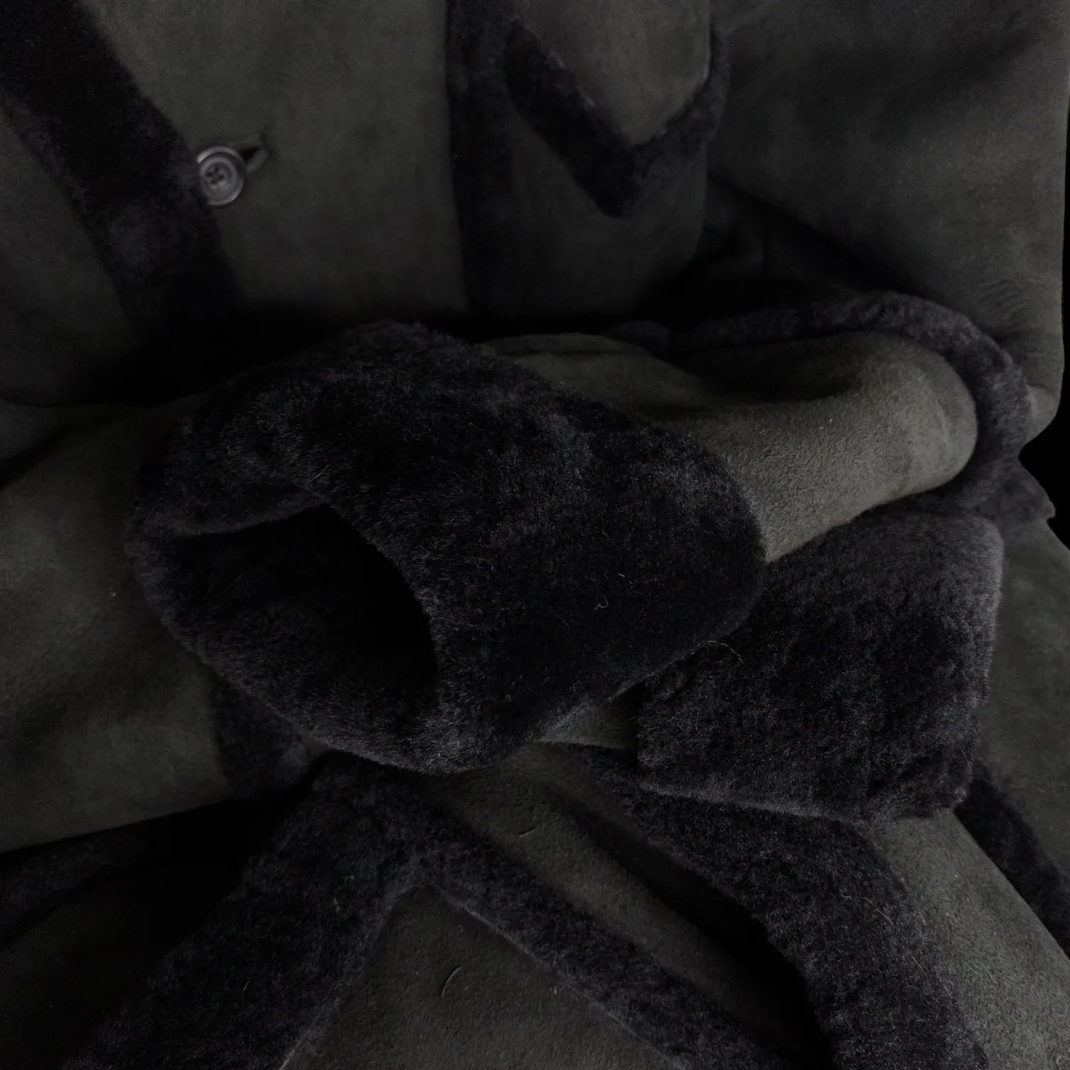 BAPE | 90's Suede Shearling Coat (Black) | L
