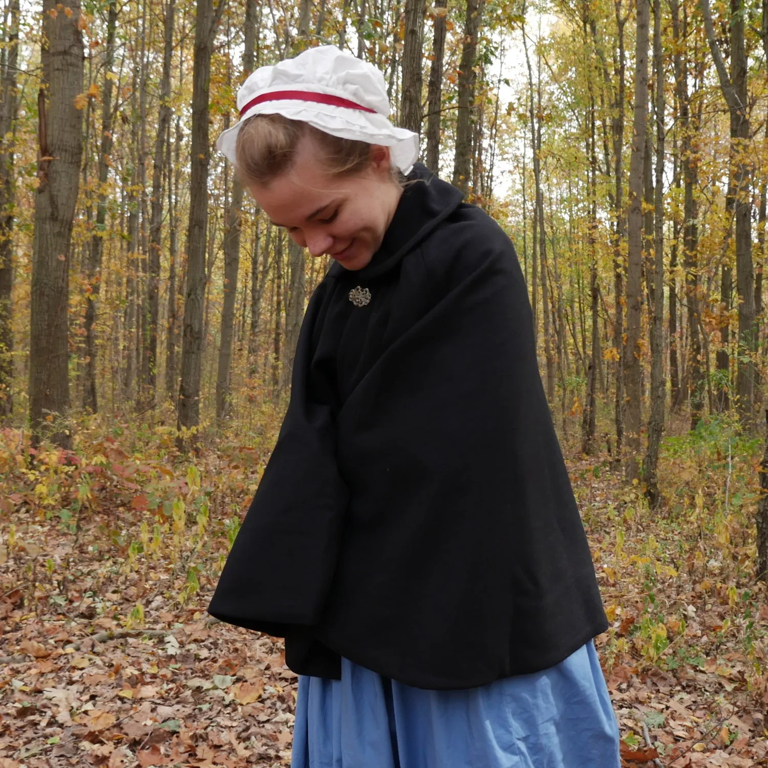 Ladies' Short Cape