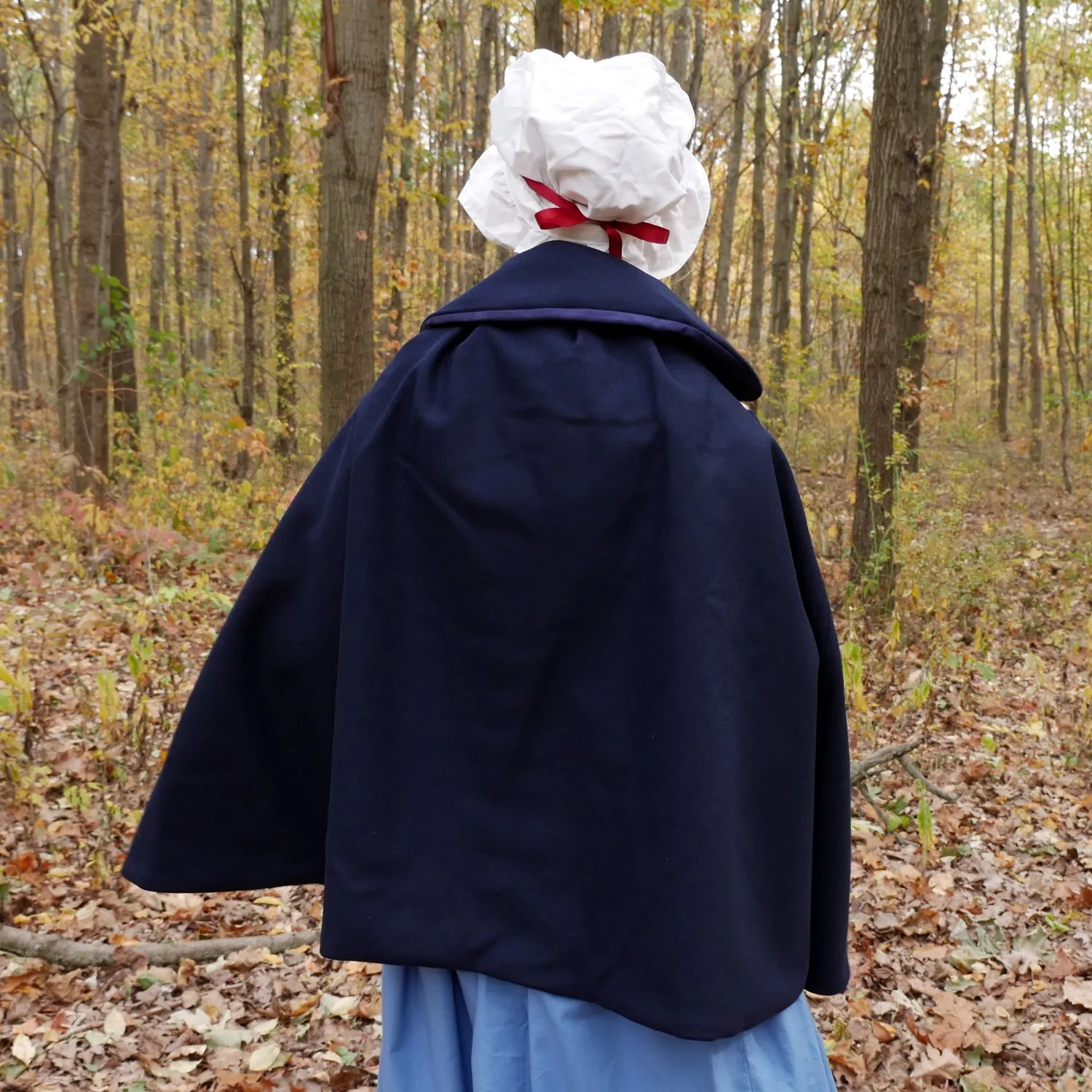 Ladies' Short Cape