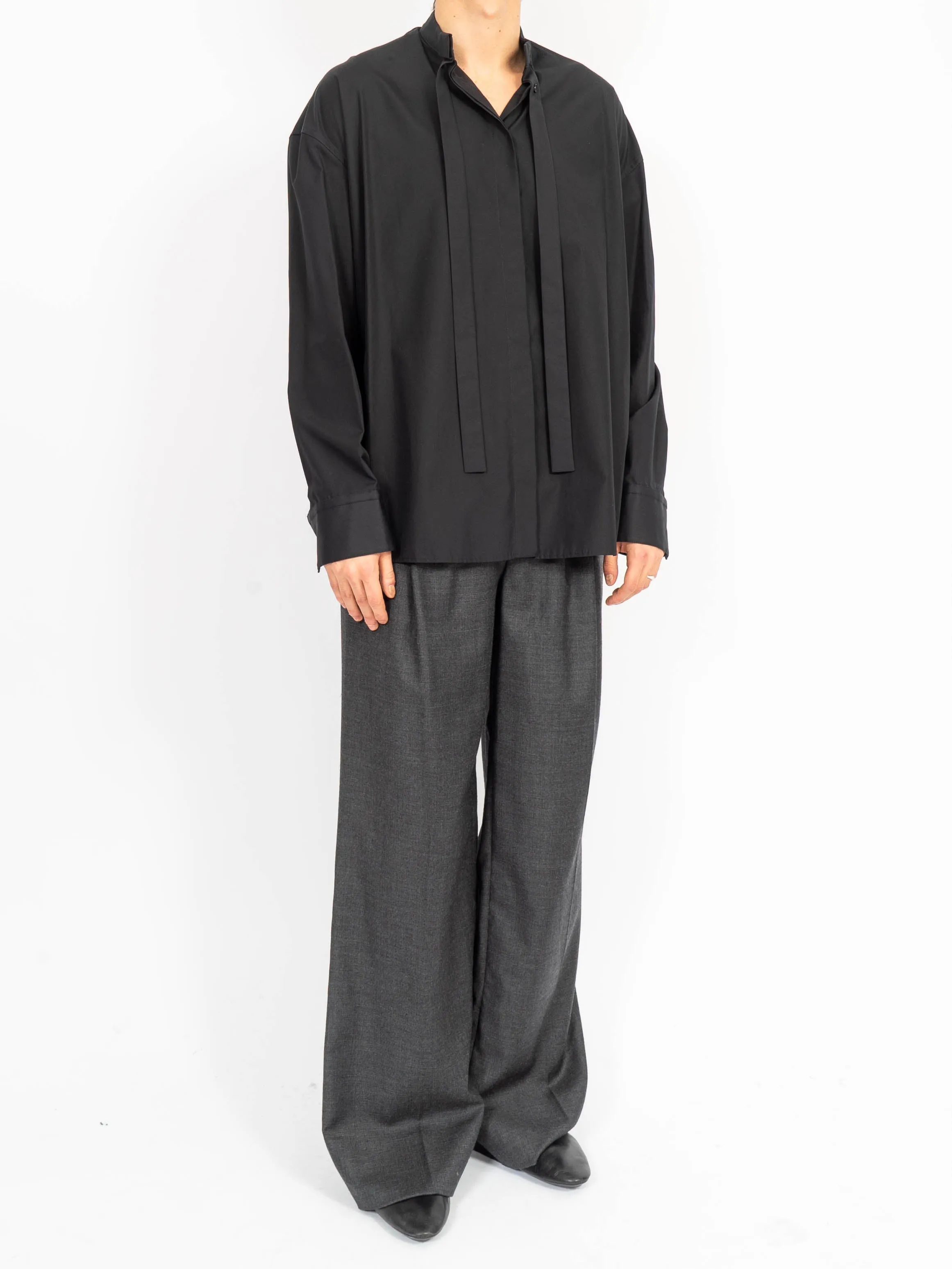 SS18 Oversized Cotton Shirt Scarf Collar Black